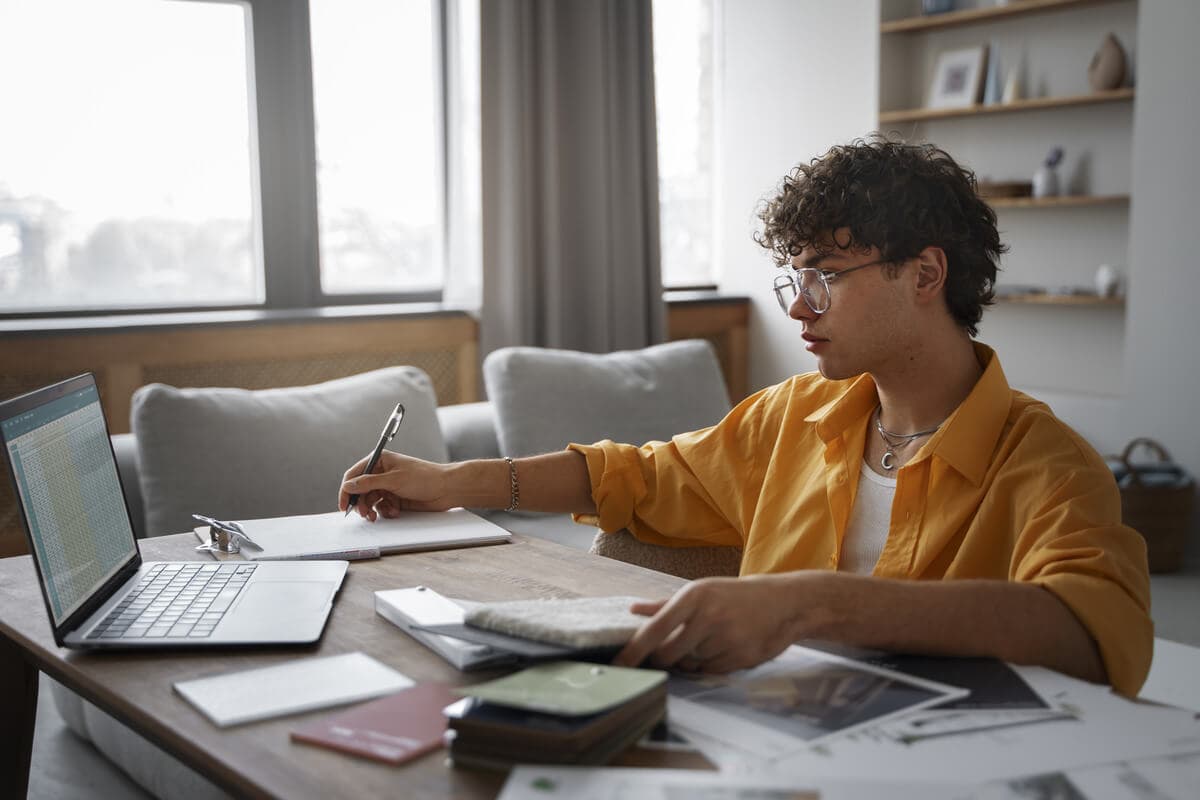 The ROI of Skill-Based Certifications for GCC Job Seekers